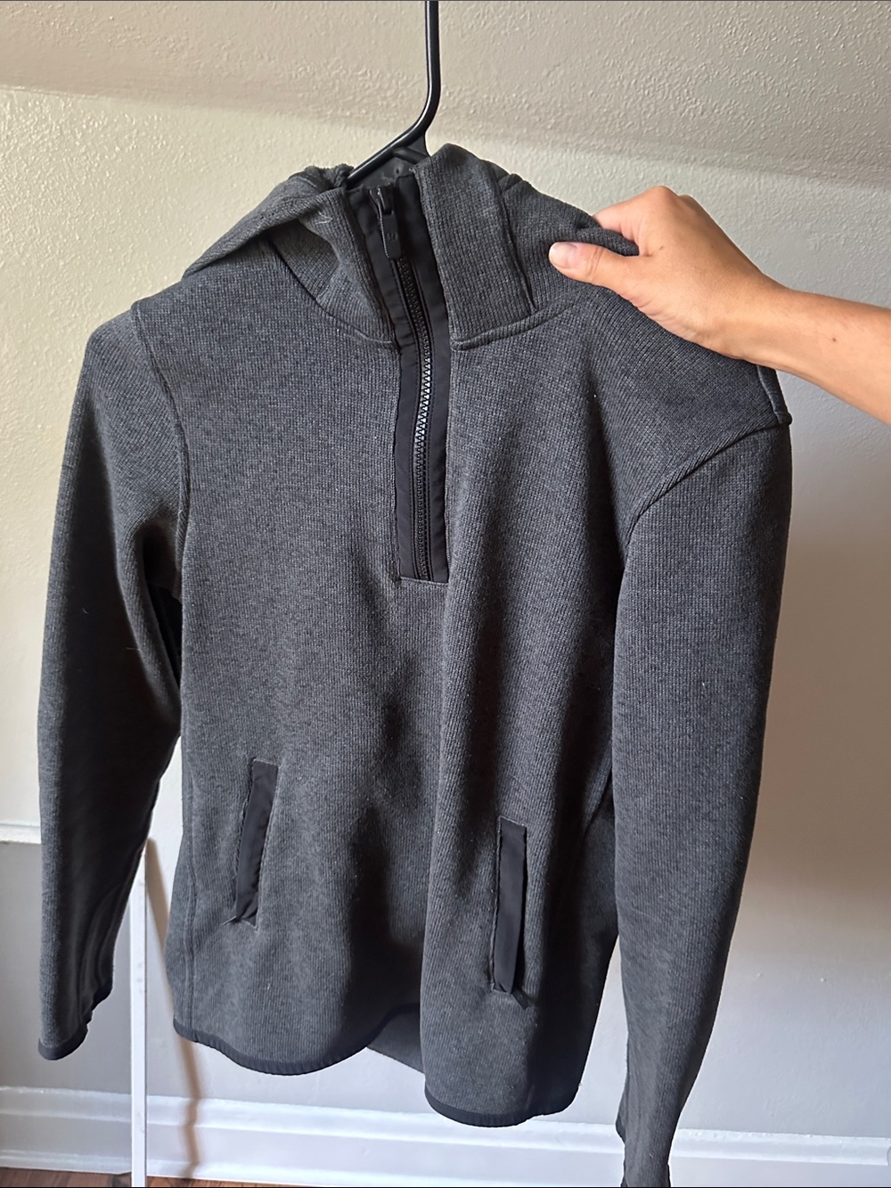 Women’s Lululemon Charcoal Half-Zip Hooded running sweatshirt